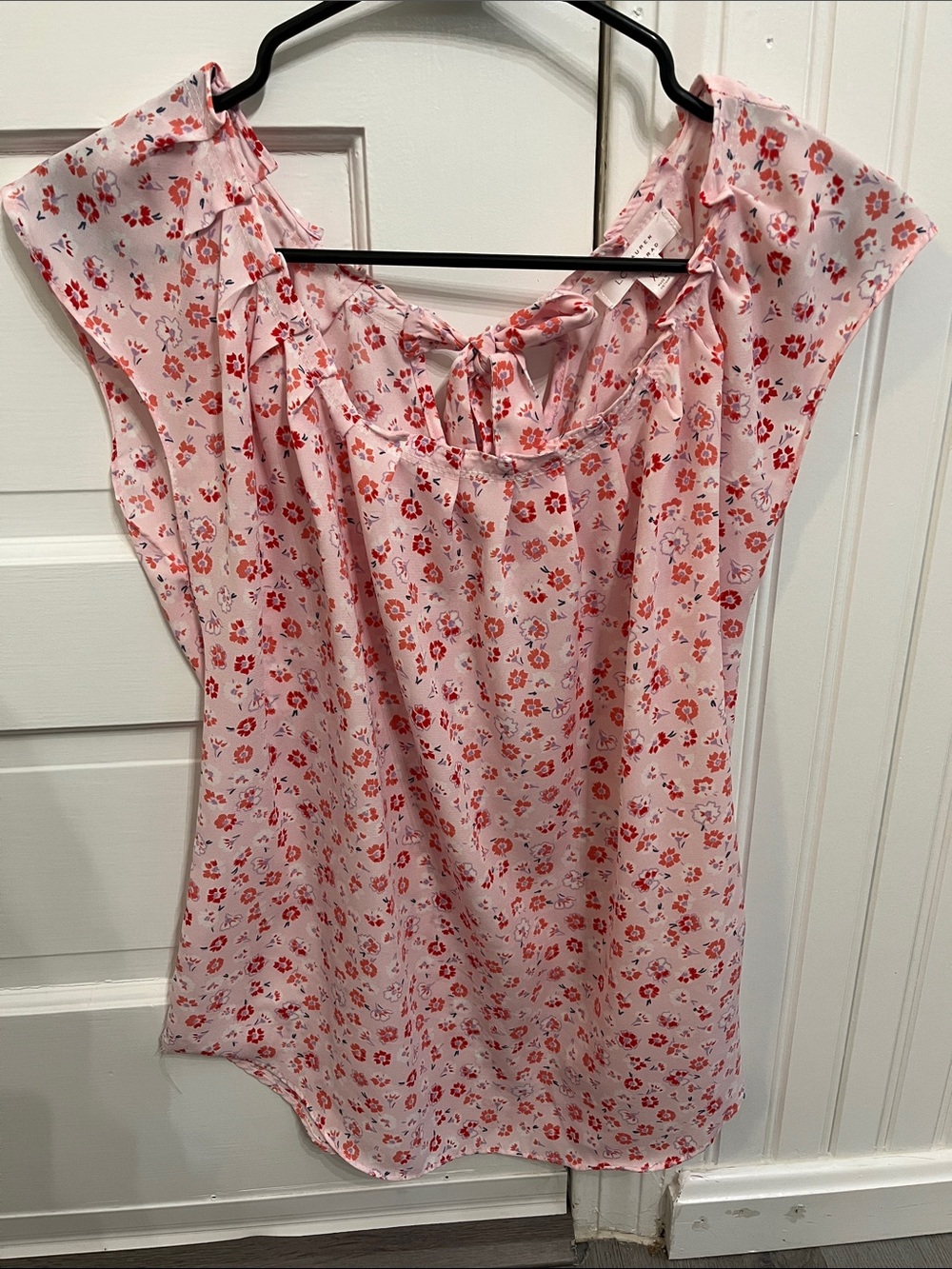 LC Lauren Conrad Pink Floral Tie-Neck Camisole